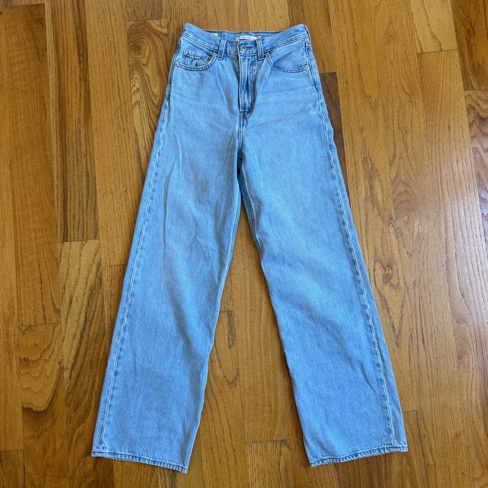 Levi’s high and loose light blue denim